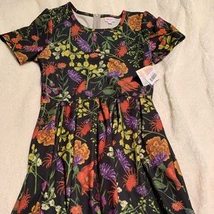 Lularoe Back Floral Amelia